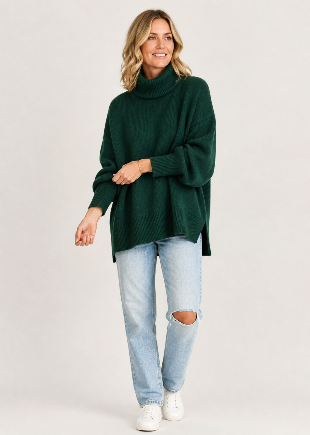Amélie — Jersey de Cuello Alto — Verde oscuro, modelo con rostro visible