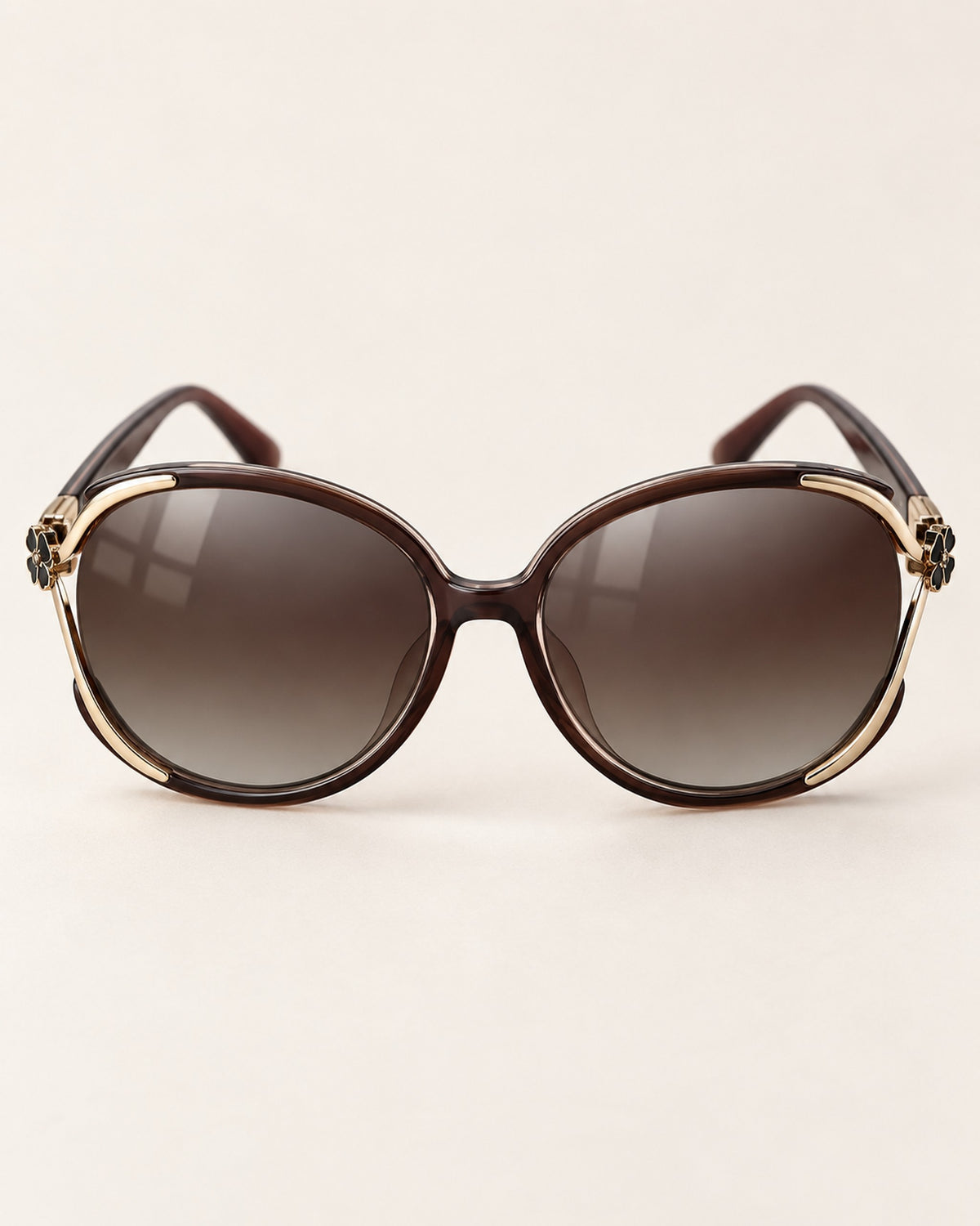 Chiara cat-eye sunglasses in tea frame, tea gradient lenses, hero view