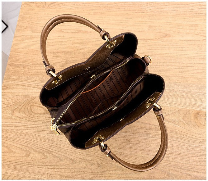 Isaline — Bolso Cruzado Estructurado Dorado