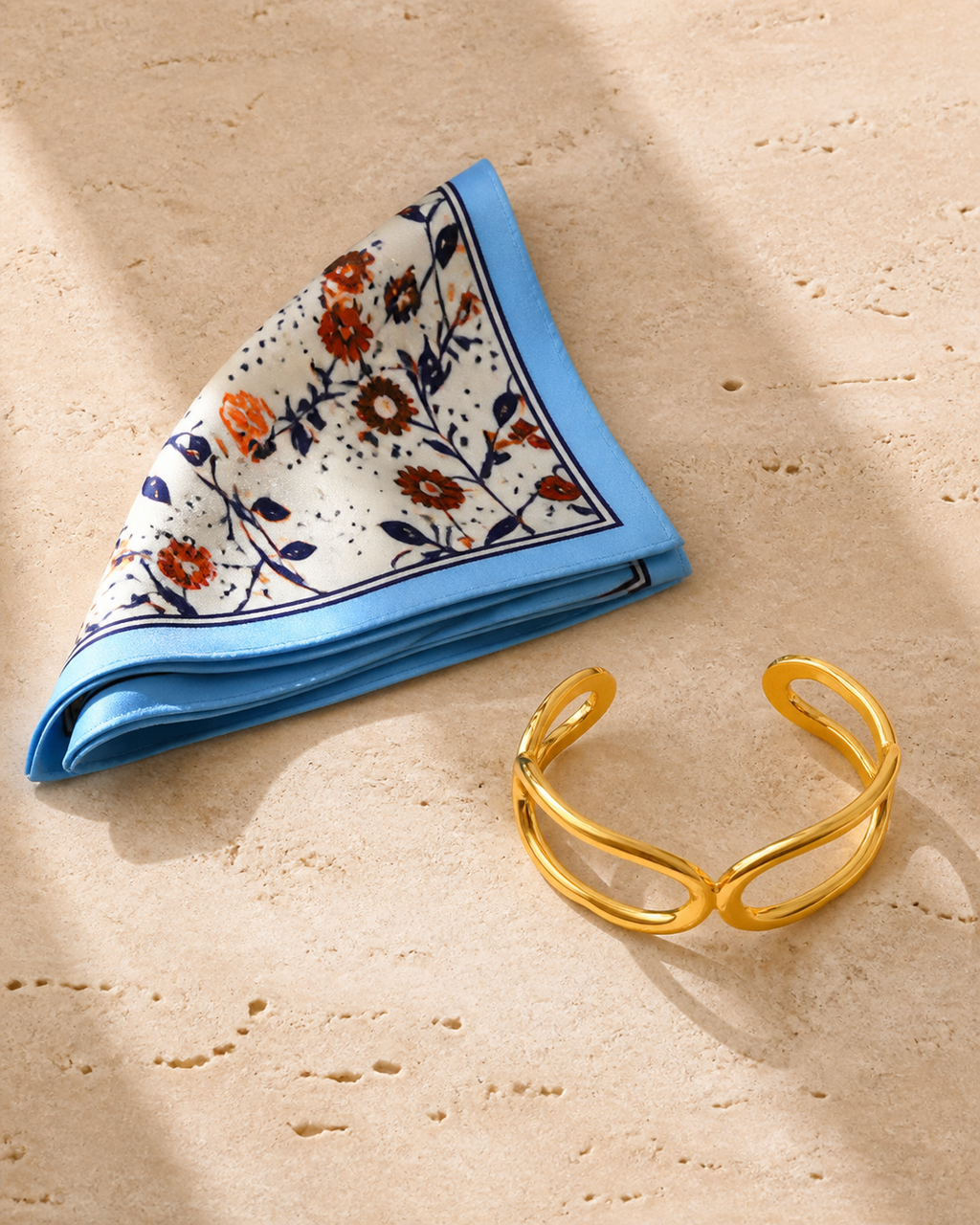 Nora — Brazalete Nórdico con Pañuelo · Lay Down Premium