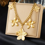 Octavie — Collar Floral Dorado de Acero